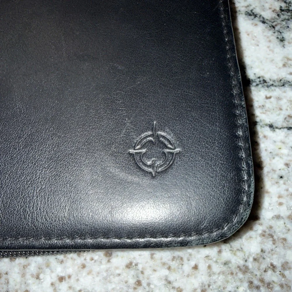 Franklin Covey Black Leather Zip‎ Around Padfolio  Pad Holder 10